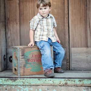 מכנסי ג'ינס קצרים