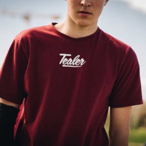 טי שירט עם כיתוב